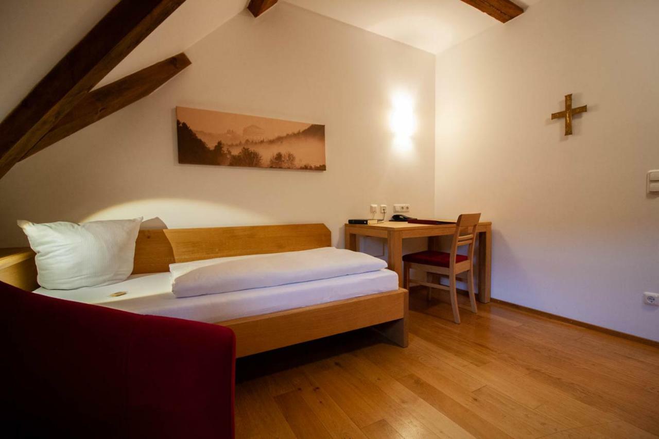 Gaestehaus St. Georg - Weltenburger Klosterbetriebe Gmbh Kelheim Dış mekan fotoğraf