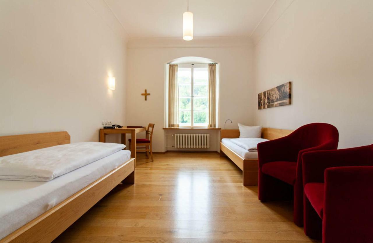 Gaestehaus St. Georg - Weltenburger Klosterbetriebe Gmbh Kelheim Dış mekan fotoğraf